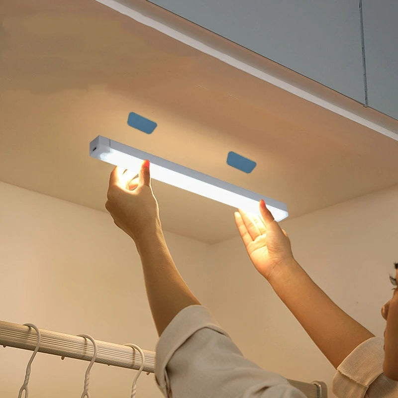 Rechargeable Motion-Sensor LED Bar Light – Magnetic & Cordless
