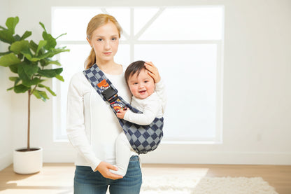 Compact Ergonomic Hands - Free Baby Sling