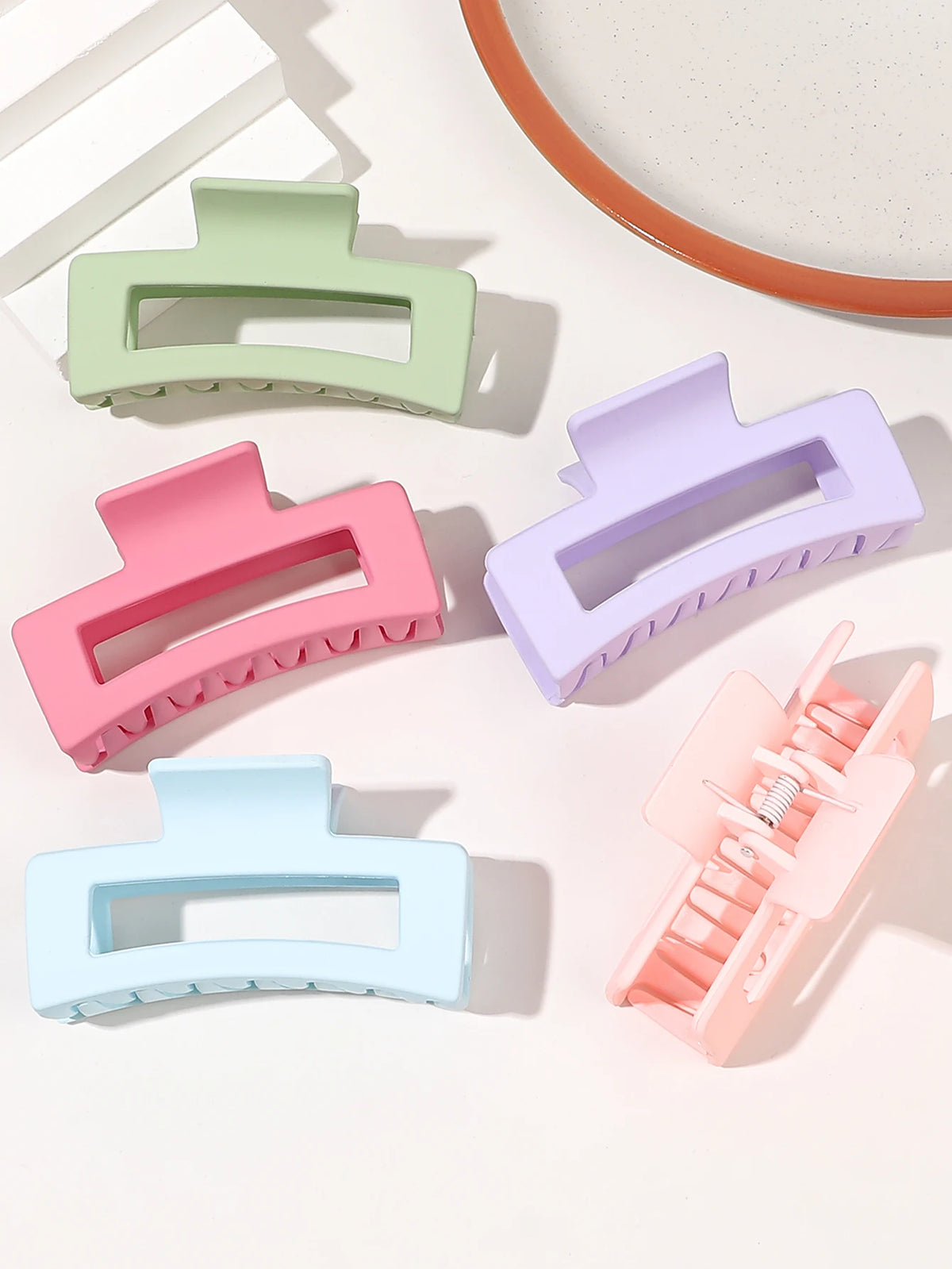 Matte Hair Claw Clips – 7-Piece Set